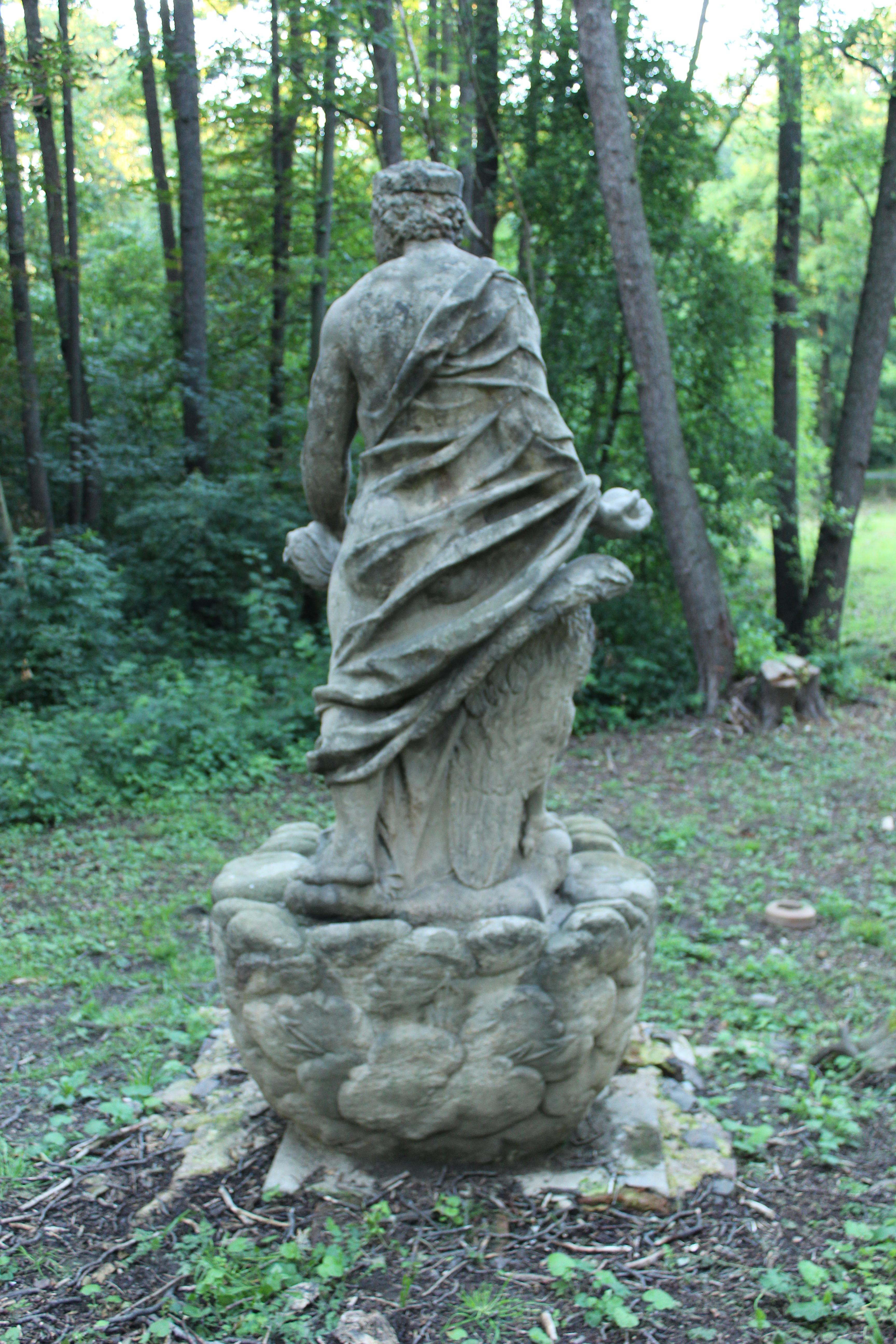 Statue of Zeus in Cibulka